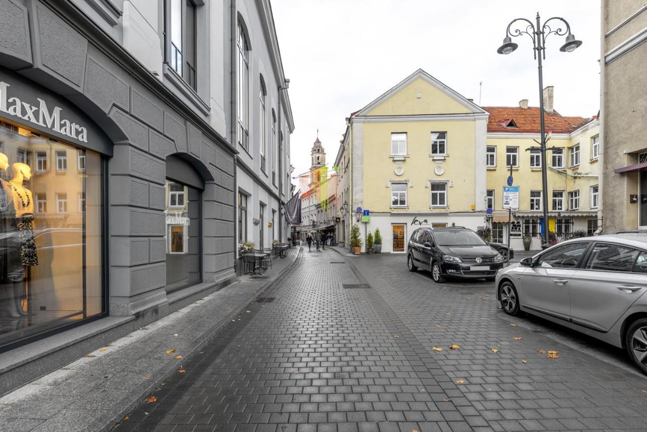 شقة Welcoming Studio In Historic Vilnius With Free Parking By Urban Rent المظهر الخارجي الصورة